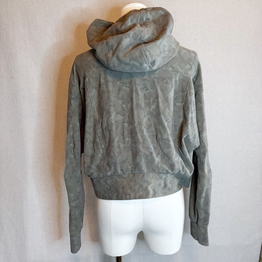 Athleta green camo hoodie size XS - Picture 5 of 6